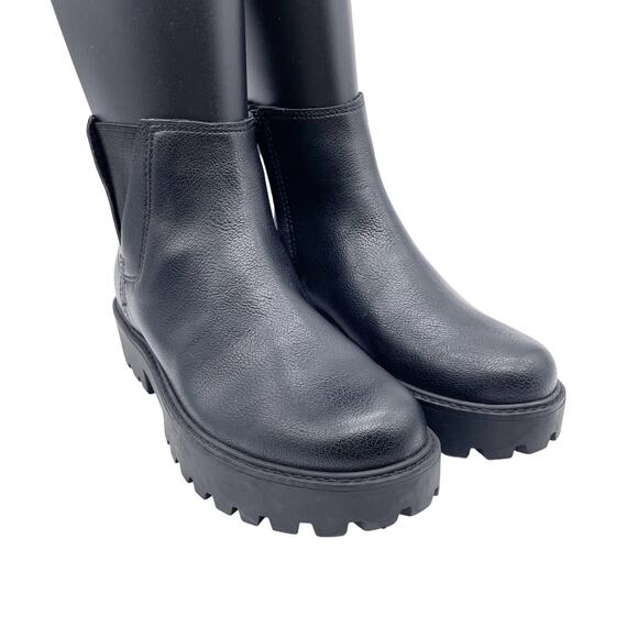 Zodiac Shoes - Zodiac Shiloh Womens Shiloh Lug Sole Classic Chelsea Booties Leather Black 6M